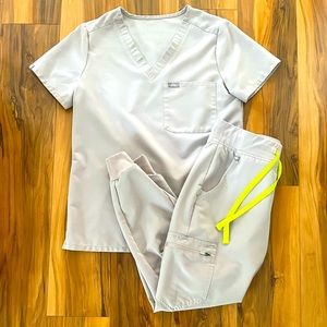 Figs Catarina Top and Zamora Pants in Boulder, XS and XS/P